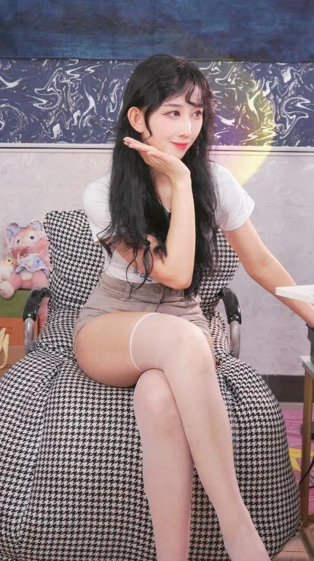 B站兔牙sinar酱 – NO.01 舰长图直播片段 [73P]插图2